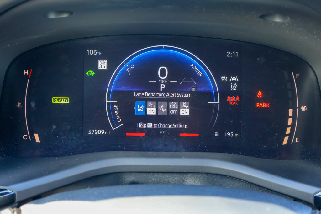 Used 2025 Toyota Camry LE FWD image 11