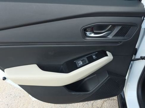 Used 2023 Honda Accord Touring image 16