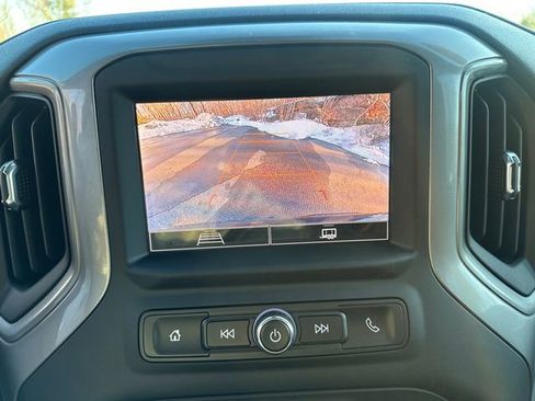 Used 2022 Chevrolet Silverado 1500 Custom image 35