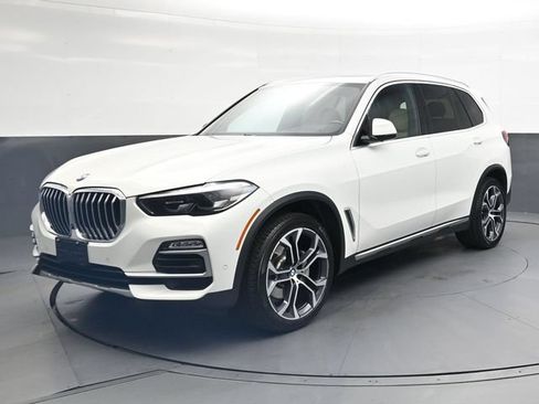 Used 2021 BMW X5 xDrive40i w/ Convenience Package AWD/4WD image 9