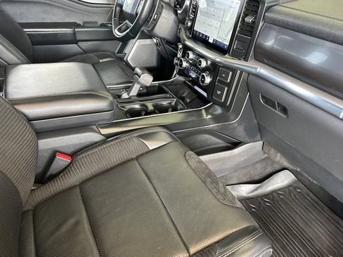 Used 2023 Ford F150 Raptor w/ Raptor 37 Performance Package AWD/4WD image 17
