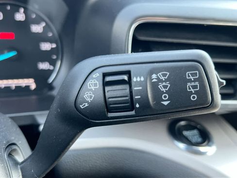 Used 2024 Ford Explorer XLT w/ Equipment Group 202A AWD/4WD image 25