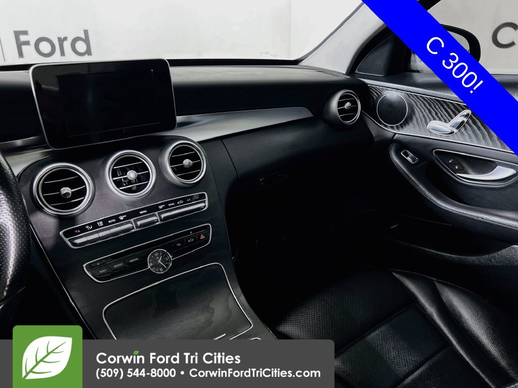 Used 2017 Mercedes-Benz C 300 Sedan image 26