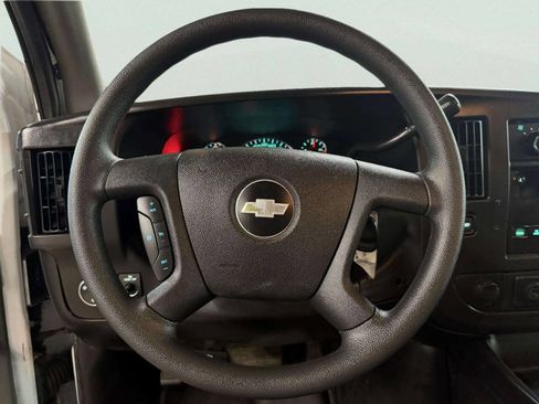 Used 2014 Chevrolet Express 1500 1500 AWD 3dr Cargo Van image 27