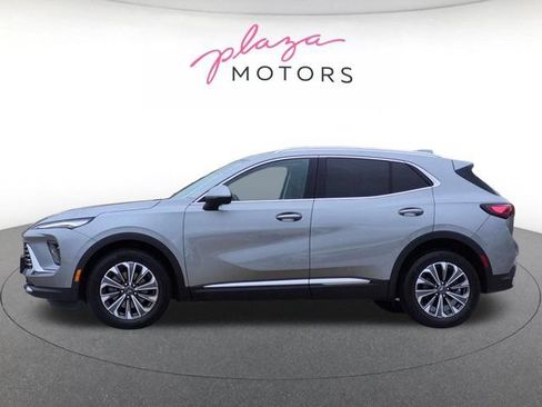 Used 2024 Buick Envision Preferred AWD/4WD image 8