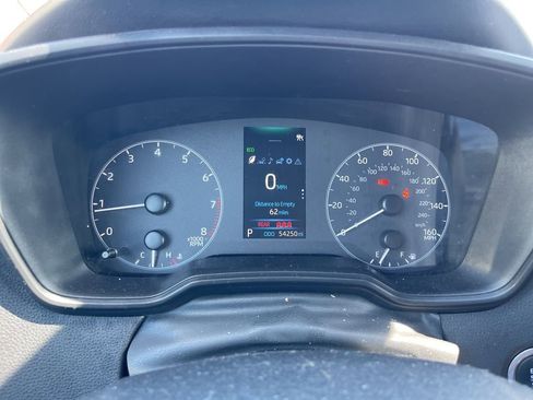 Used 2024 Toyota Corolla SE image 12