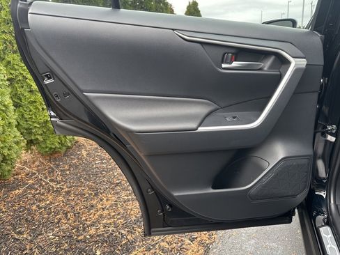 Certified 2025 Toyota RAV4 XLE image 9