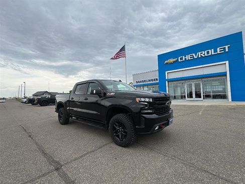 Used 2021 Chevrolet Silverado 1500 LT Trail Boss w/ Convenience Package II AWD/4WD image 10