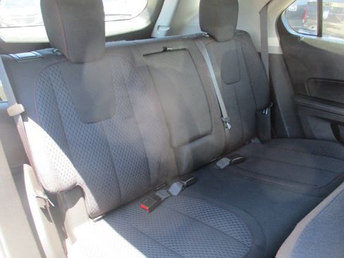 Used 2012 Chevrolet Equinox LS AWD/4WD image 33