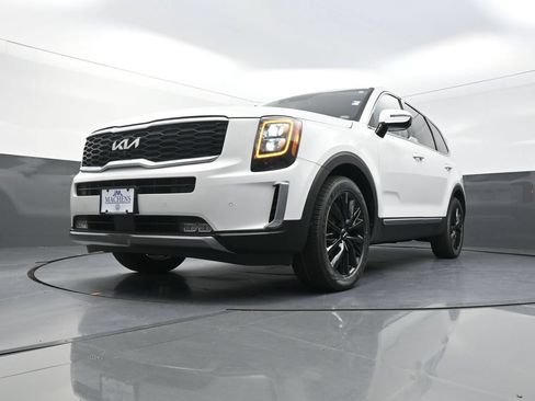 Used 2022 Kia Telluride SX w/ Towing Package AWD/4WD image 23