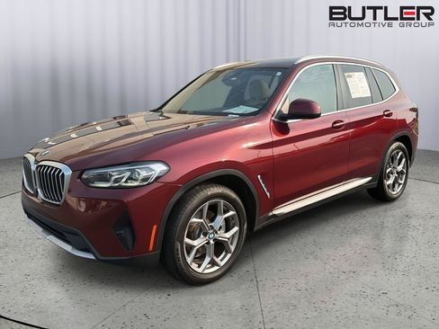 Used 2023 BMW X3 xDrive30i w/ Convenience Package AWD/4WD image 2