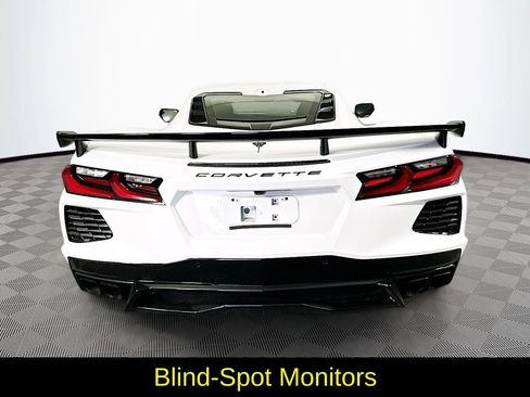 Used 2025 Chevrolet Corvette Stingray Premium Cpe w/ Z51 Performance Package RWD image 9