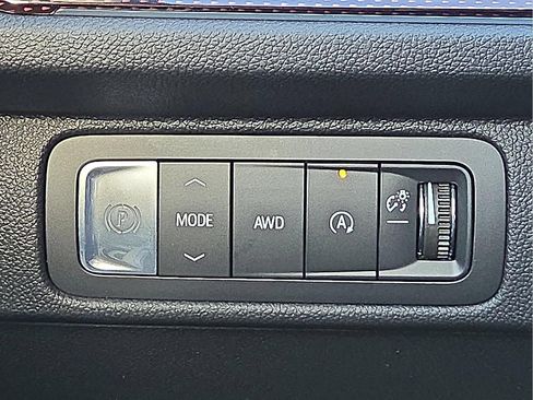 Used 2026 Chevrolet Traverse Z71 w/ Enhanced Driving Package AWD/4WD image 21