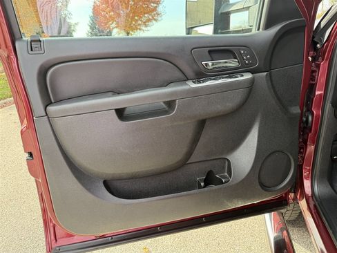 Used 2013 Chevrolet Silverado 2500 LTZ w/ LTZ Plus Package image 31