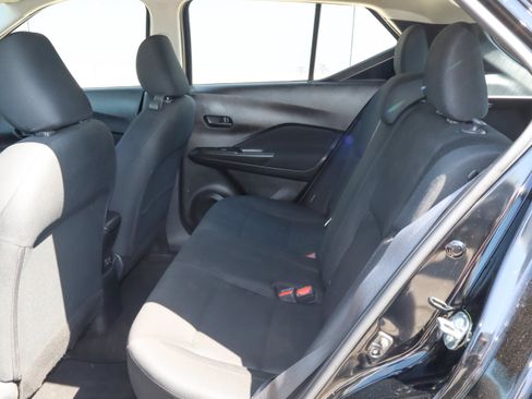 Used 2023 Nissan Kicks S FWD image 8