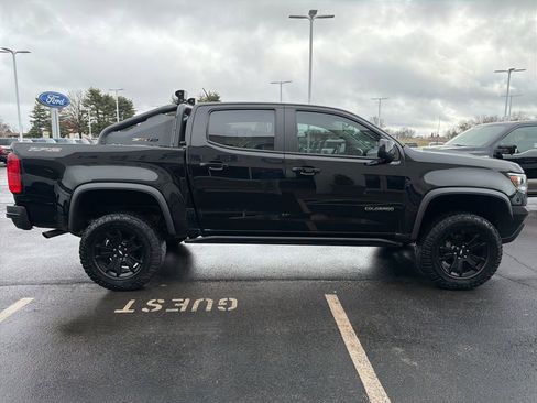 Used 2019 Chevrolet Colorado ZR2 w/ ZR2 Midnight Special Edition image 6