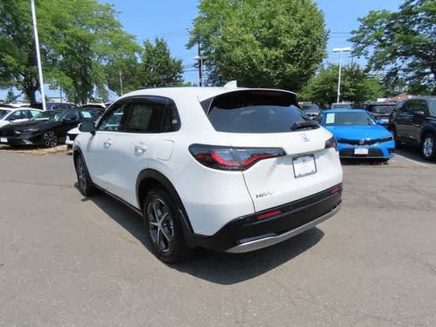 Used 2023 Honda HR-V EX-L image 4