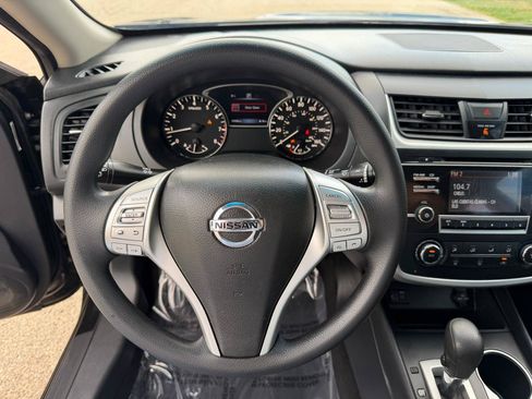 Used 2018 Nissan Altima 2.5 S FWD image 15