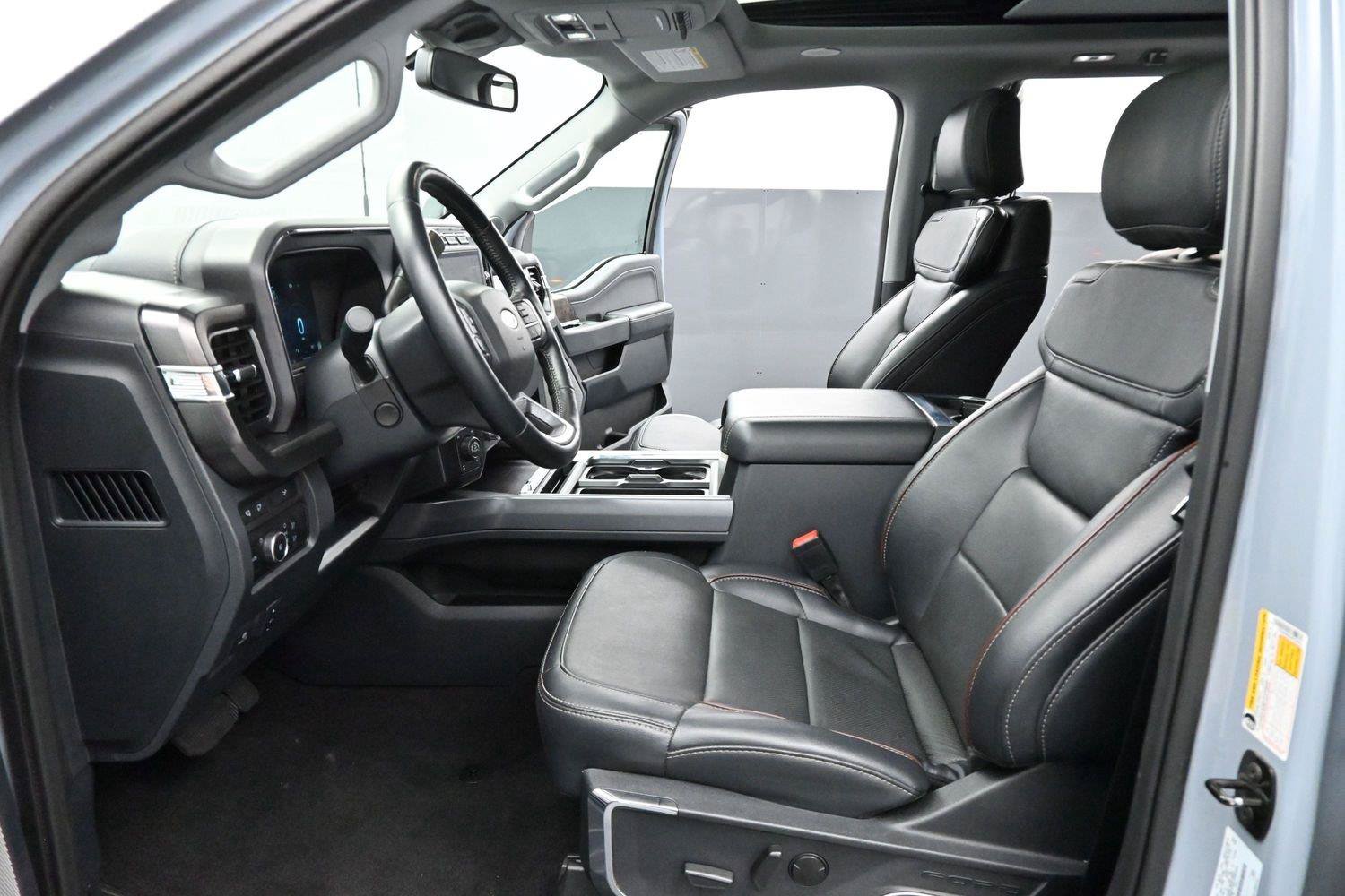 Used 2024 Ford F250 Lariat w/ Lariat Ultimate Package AWD/4WD image 13