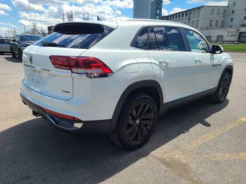 Used 2023 Volkswagen Atlas Cross Sport SE AWD/4WD image 7