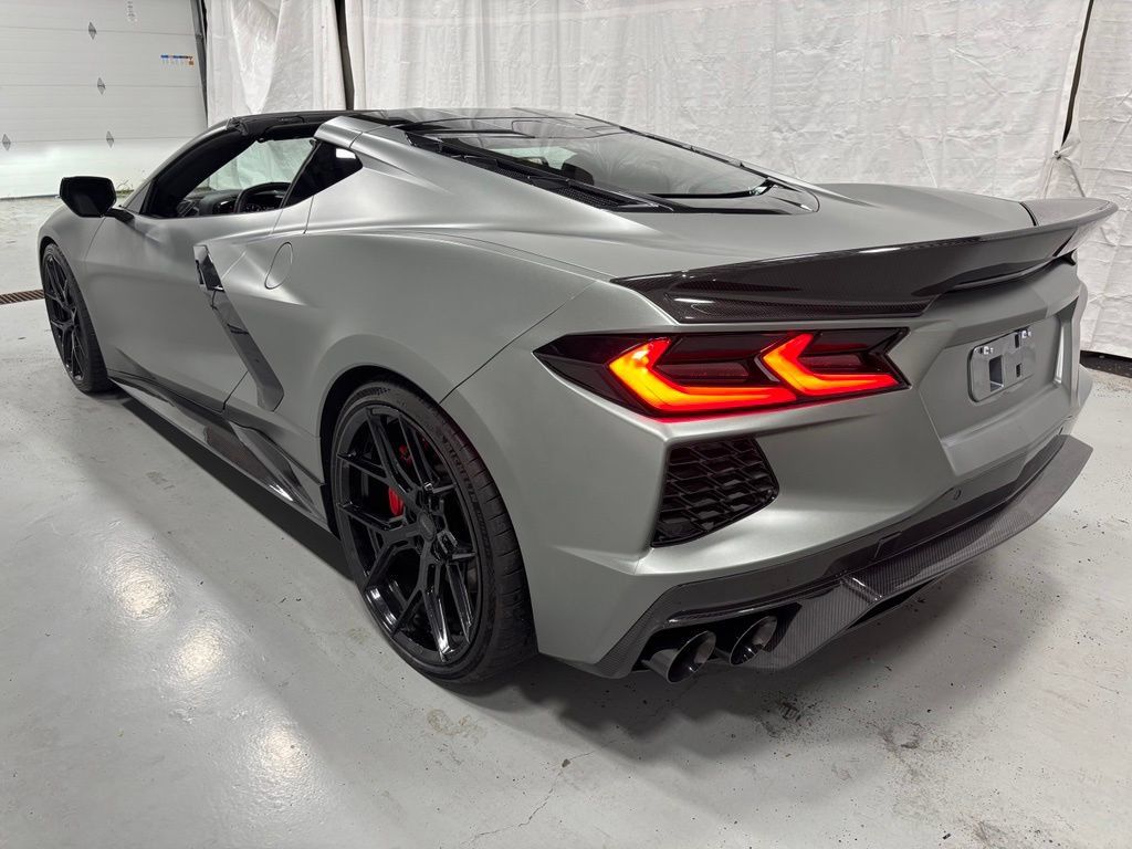 Used 2022 Chevrolet Corvette Stingray Coupe w/ Z51 Performance Package RWD image 5