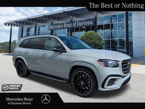 New 2026 Mercedes-Benz GLS 580 4MATIC image 1