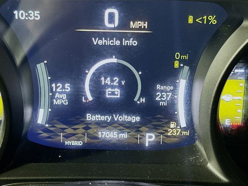 Used 2025 Jeep Wrangler Sahara w/ Safety Group image 19