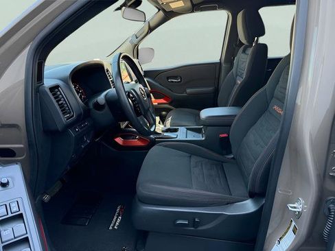 Certified 2024 Nissan Frontier PRO-4X w/ Pro Convenience Package AWD/4WD image 12