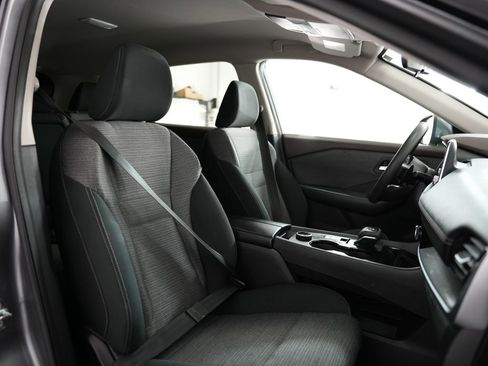 Used 2021 Nissan Rogue SV image 48