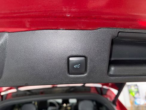 Used 2024 Ford Escape ST-Line AWD/4WD image 16
