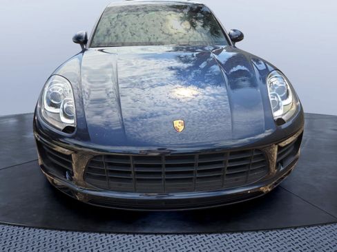Used 2017 Porsche Macan AWD/4WD image 2