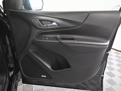 Used 2020 Chevrolet Equinox Premier image 12