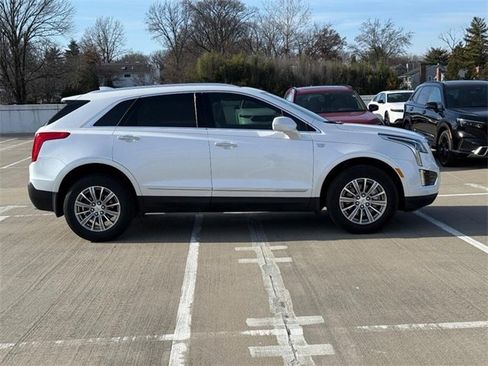 Used 2017 Cadillac XT5 Luxury w/ Driver Awareness Package image 2