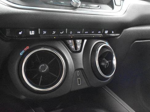 Used 2023 Chevrolet Blazer LT w/ Convenience Package FWD image 17