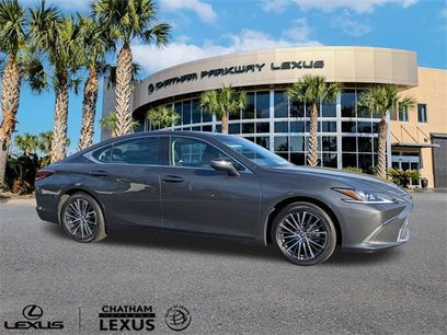 Used 2025 Lexus ES 350 w/ Premium Package