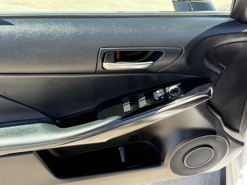 Certified 2022 Lexus IS 300 RWD image 18