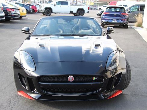 Used 2016 Jaguar F-TYPE R image 3