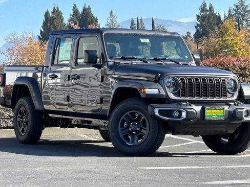 New 2026 Jeep Gladiator Sport AWD/4WD image 2