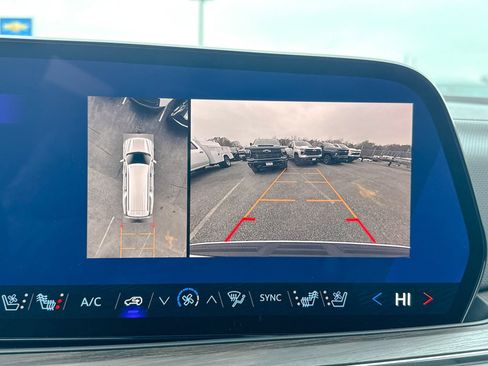 New 2026 Chevrolet Suburban Premier w/ Sun And Tow Package image 59