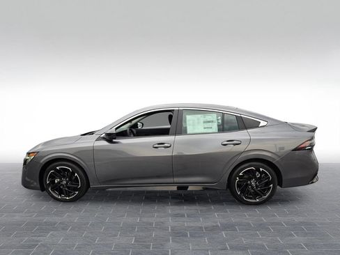 New 2026 Nissan Sentra SR w/ SR Premium Package FWD image 3