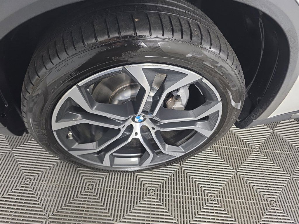 Used 2019 BMW X5 xDrive40i AWD/4WD image 10