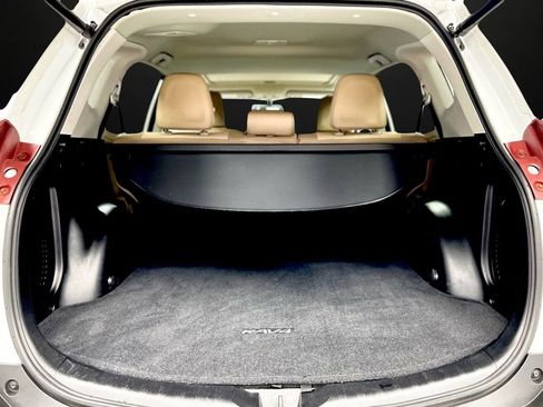 Used 2013 Toyota RAV4 Limited image 39