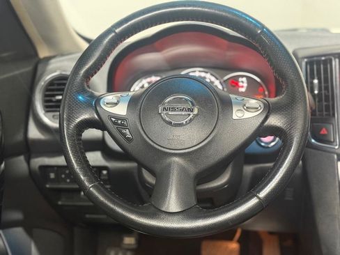 Used 2010 Nissan Maxima 3.5 SV w/ Cold Pkg FWD image 13