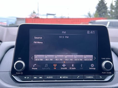Used 2021 Nissan Rogue SV w/ Premium Package FWD image 16