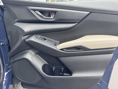 Used 2024 Subaru Ascent Premium w/ Convenience Package image 23