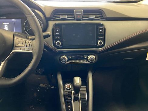 New 2025 Nissan Versa SR FWD image 11