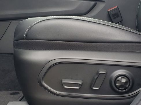 New 2026 Jeep Grand Cherokee L Limited AWD/4WD image 8