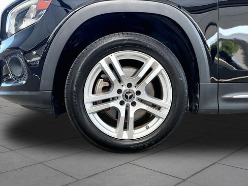 Used 2022 Mercedes-Benz GLB 250 image 11