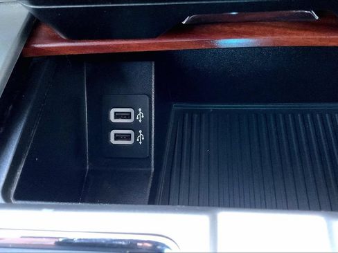 Used 2020 Ford F150 King Ranch w/ Equipment Group 601A Luxury AWD/4WD image 31