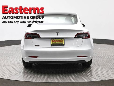 Used 2023 Tesla Model 3 Standard Range image 6